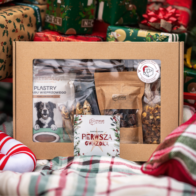 PIERWSZA GWIAZDKA: BOX...